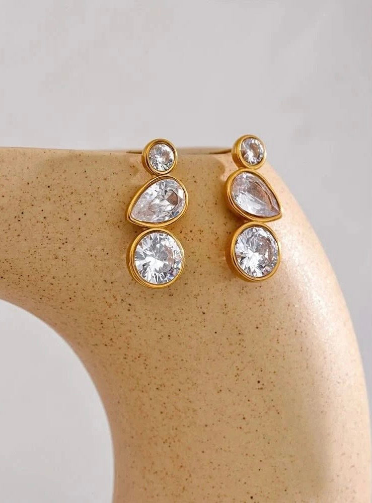 Tripple stone earrings
