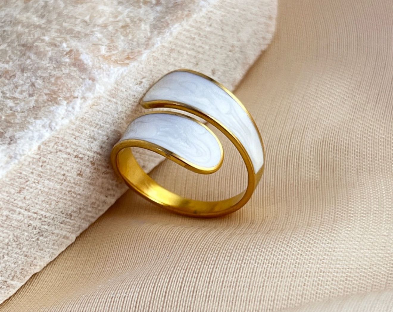 Marble Snake Ring