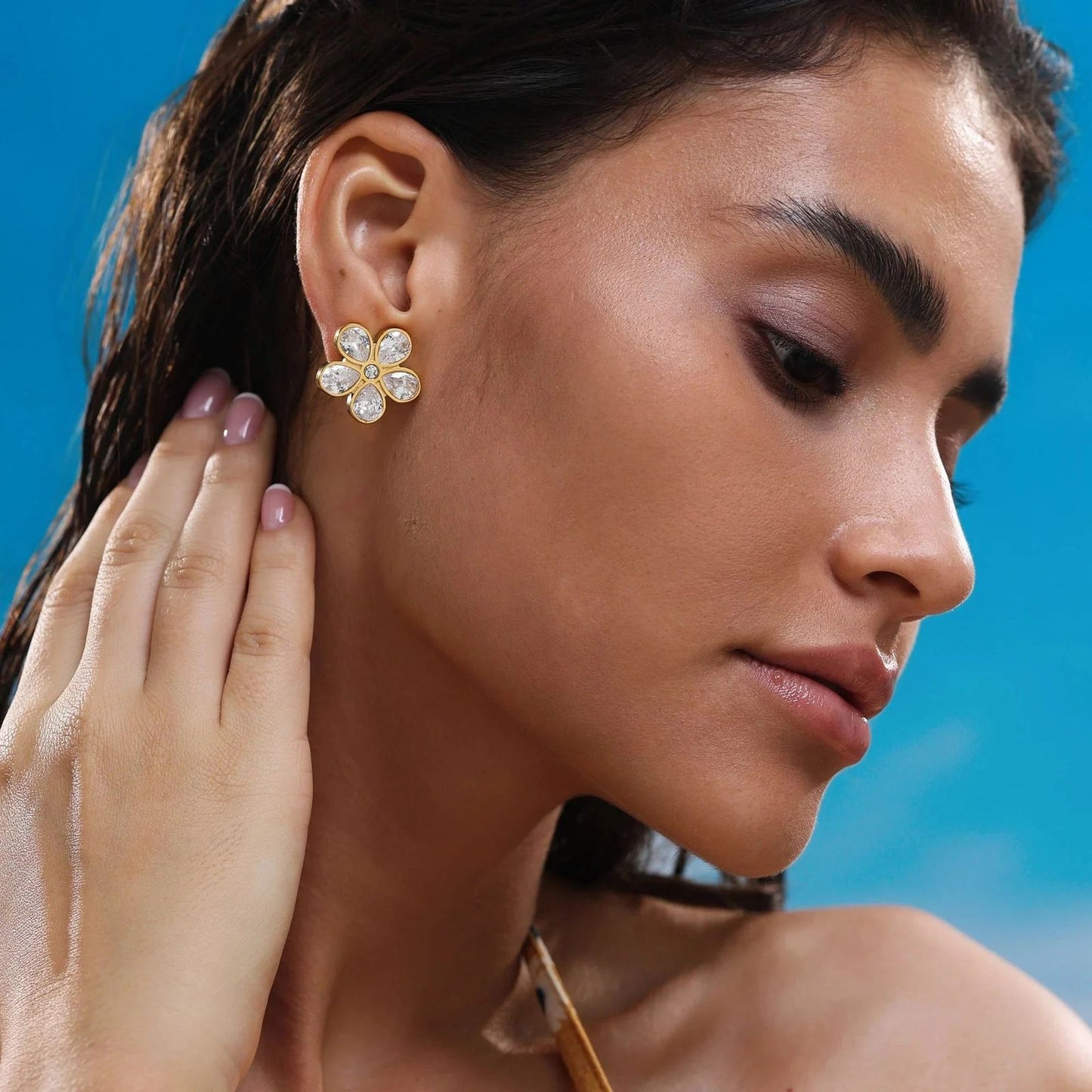 Flower studs