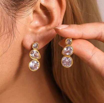 Tripple stone earrings